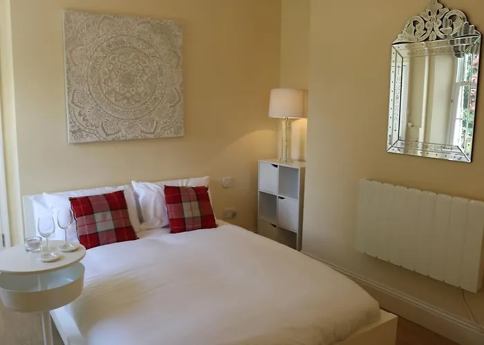 Dean End Apartment 2